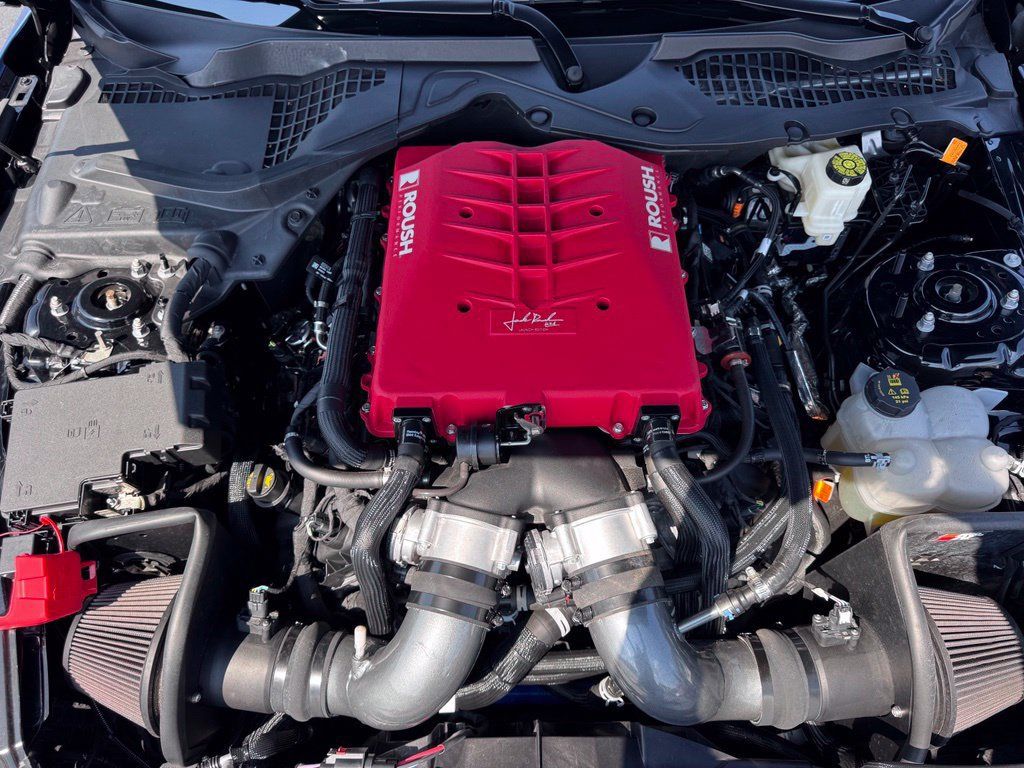Used 2024 Ford Mustang GT Premium RWD image 35