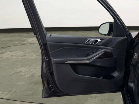 Used 2020 BMW X5 xDrive40i w/ Convenience Package image 13