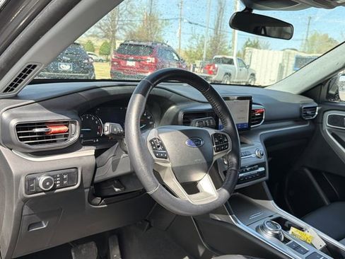 Used 2023 Ford Explorer XLT w/ Equipment Group 202A image 15