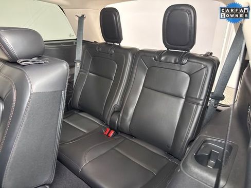 Used 2021 Lincoln Aviator Reserve w/ Elements Package Plus image 27