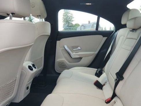 Used 2025 Mercedes-Benz CLA 250 4MATIC image 12