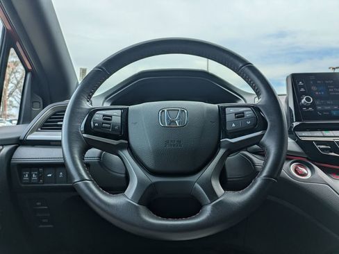 Used 2025 Honda Odyssey Sport-L image 21