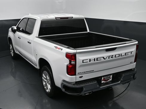 Used 2023 Chevrolet Silverado 1500 LTZ AWD/4WD image 29