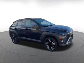 Used 2025 Hyundai Kona SEL video 2
