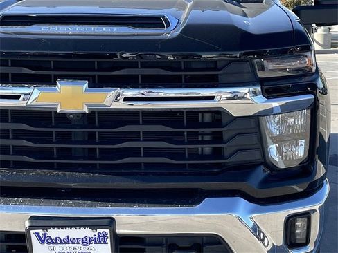 Used 2024 Chevrolet Silverado 3500 LT w/ All Star Edition image 8