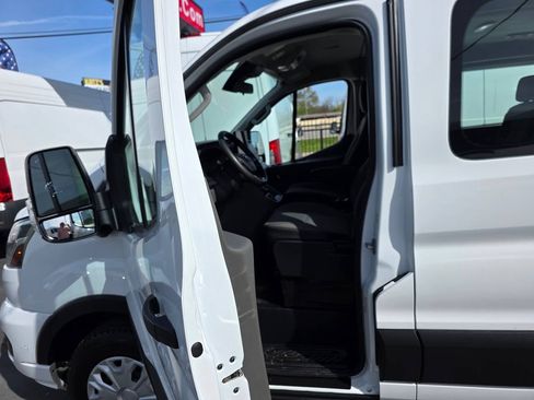 Used 2023 Ford Transit 350 XLT image 19