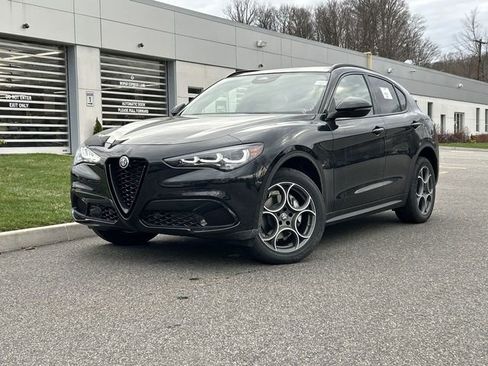 New 2026 Alfa Romeo Stelvio Sprint AWD/4WD image 1
