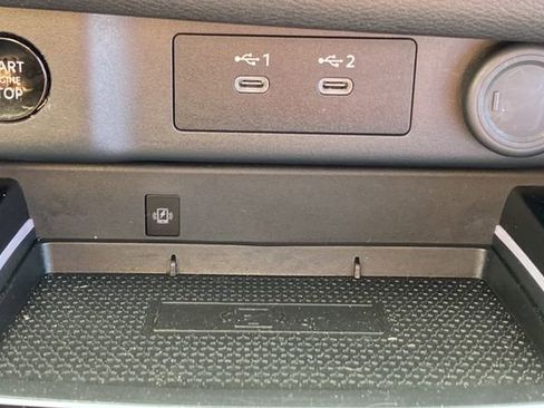 Used 2024 Nissan Rogue Platinum image 27