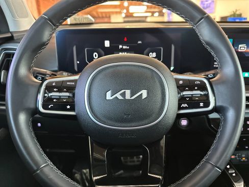 Used 2024 Kia Sorento SX AWD/4WD image 32