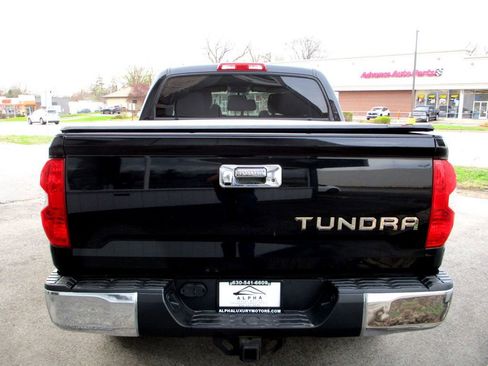 Used 2015 Toyota Tundra SR5 w/ TRD Off Road Package AWD/4WD image 8