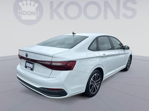 Used 2025 Volkswagen Jetta Sport FWD image 16