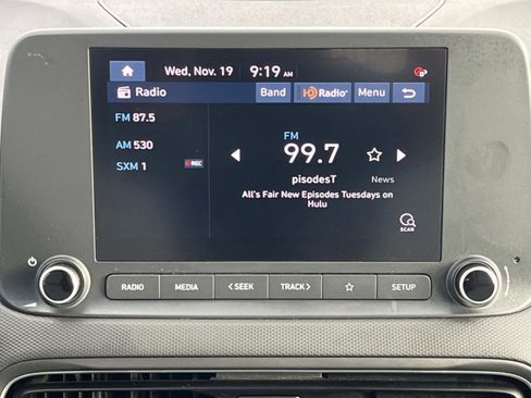 Used 2023 Hyundai Kona SEL image 14