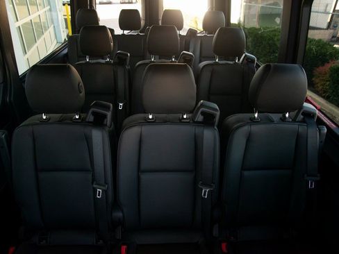 New 2025 Mercedes-Benz Sprinter 2500 image 32