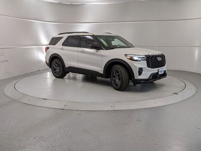 New 2026 Ford Explorer ST-Line w/ ST-Line Street Pack