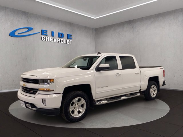 Used 2017 Chevrolet Silverado 1500 LT w/ All Star Edition AWD/4WD image 9