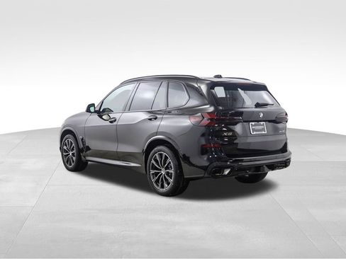 New 2026 BMW X5 xDrive40i w/ M Sport Package image 3