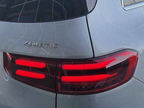Certified 2025 Mercedes-Benz GLB 250 4MATIC image 31