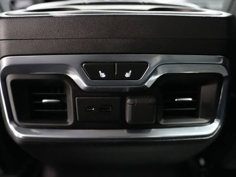 Used 2021 Chevrolet Silverado 1500 LTZ image 16