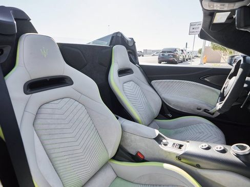 Used 2023 Maserati MC20 Spyder RWD image 43