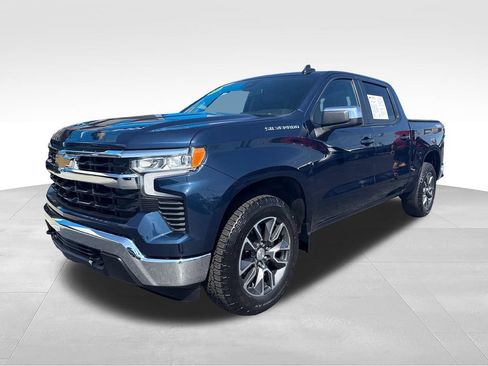 Used 2023 Chevrolet Silverado 1500 LT AWD/4WD image 2