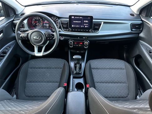 Used 2021 Kia Rio S w/ Technology Package image 11