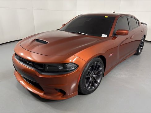 Used 2022 Dodge Charger Scat Pack w/ Driver Convenience Group image 5