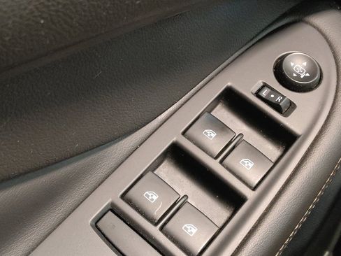 Used 2017 Buick Envision Premium AWD/4WD image 27