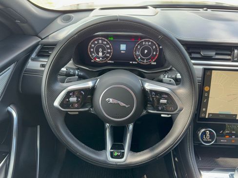 Used 2021 Jaguar F-PACE R-Dynamic S AWD/4WD image 10
