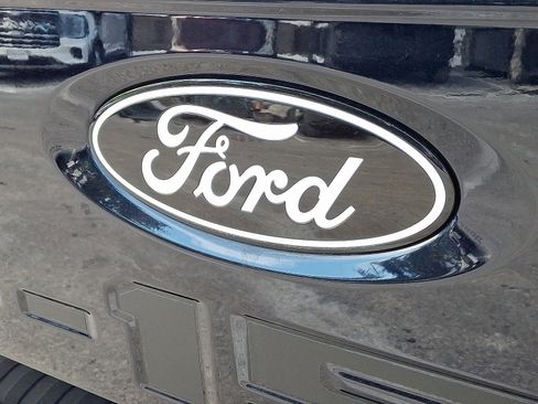 Certified 2025 Ford F150 Lariat w/ Equipment Group 501A Mid image 28