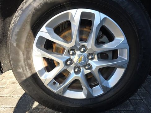 Used 2020 Chevrolet Traverse LS image 7