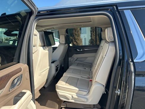 Used 2021 GMC Yukon XL Denali w/ Denali Ultimate Package image 13