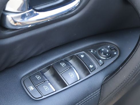 Used 2024 Nissan Armada SL w/ Midnight Edition Package AWD/4WD image 24