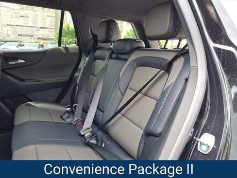 New 2026 Chevrolet Equinox LT w/ Convenience Package II FWD image 22