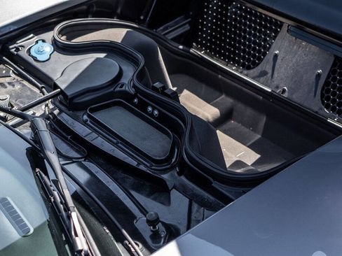 Used 2006 Ford GT image 48