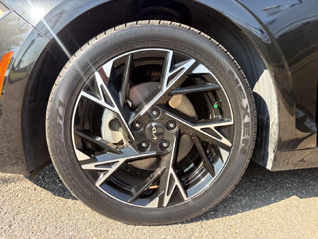 Certified 2025 Kia K5 GT-Line w/ GT-Line Premium Package AWD/4WD image 10