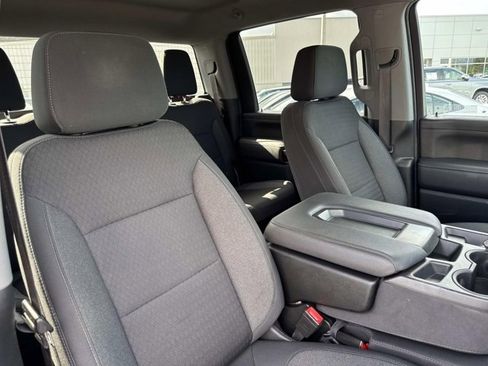 Used 2022 GMC Sierra 3500 SLE w/ SLE Value Package image 18