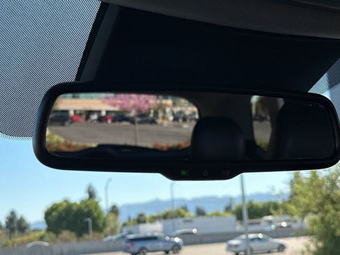 Used 2022 Kia Telluride EX w/ EX Premium Package image 26