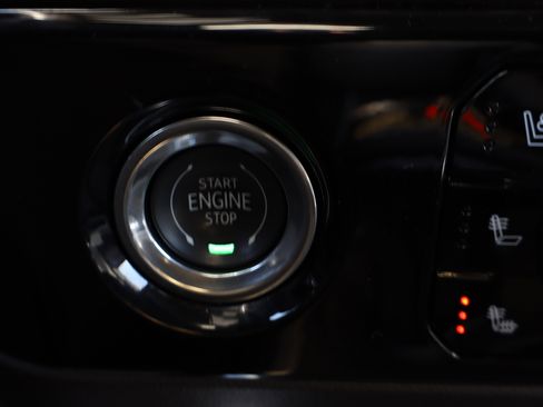 Certified 2023 GMC Sierra 1500 SLT w/ SLT Premium Package image 20