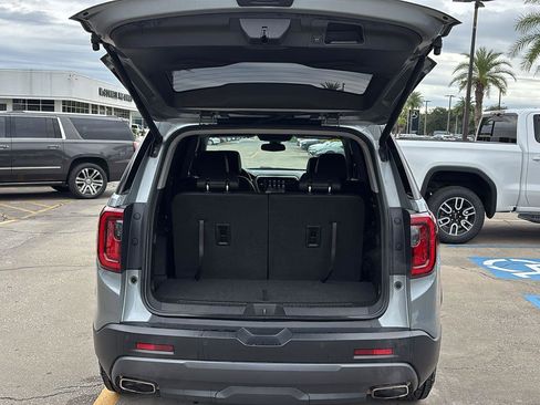 Certified 2023 GMC Acadia AT4 w/ Preferred Package image 18