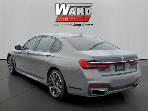 Used 2021 BMW 750i xDrive 750i xDrive w/ Executive Package image 2