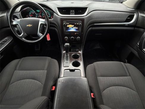 Used 2016 Chevrolet Traverse LT w/ Style and Technology Package image 10