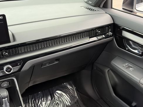 Used 2026 Honda CR-V Sport Touring image 19