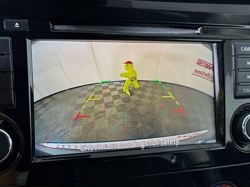 Used 2020 Nissan Rogue S FWD image 5