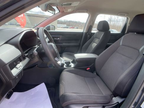 Used 2023 Honda CR-V LX image 12