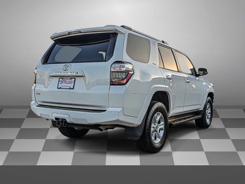 Used 2021 Toyota 4Runner SR5 Premium image 6