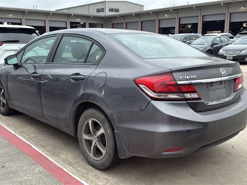 Used 2015 Honda Civic SE image 3