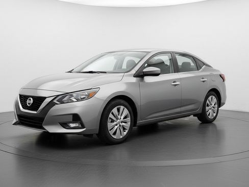 Used 2025 Nissan Sentra S FWD image 3