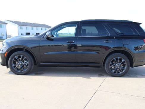 Used 2024 Dodge Durango GT image 18