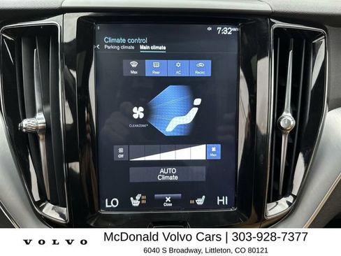 Used 2018 Volvo XC60 T6 Momentum w/ Advanced Package AWD/4WD image 19