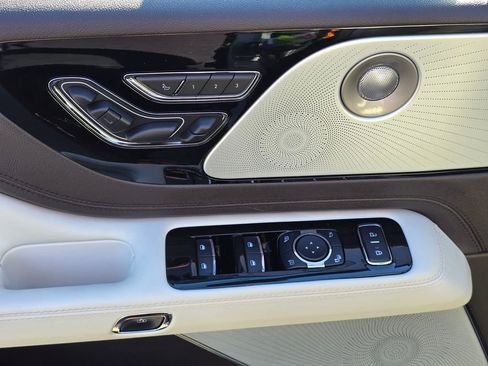 Used 2023 Lincoln Aviator Black Label w/ Dynamic Handling Package image 57